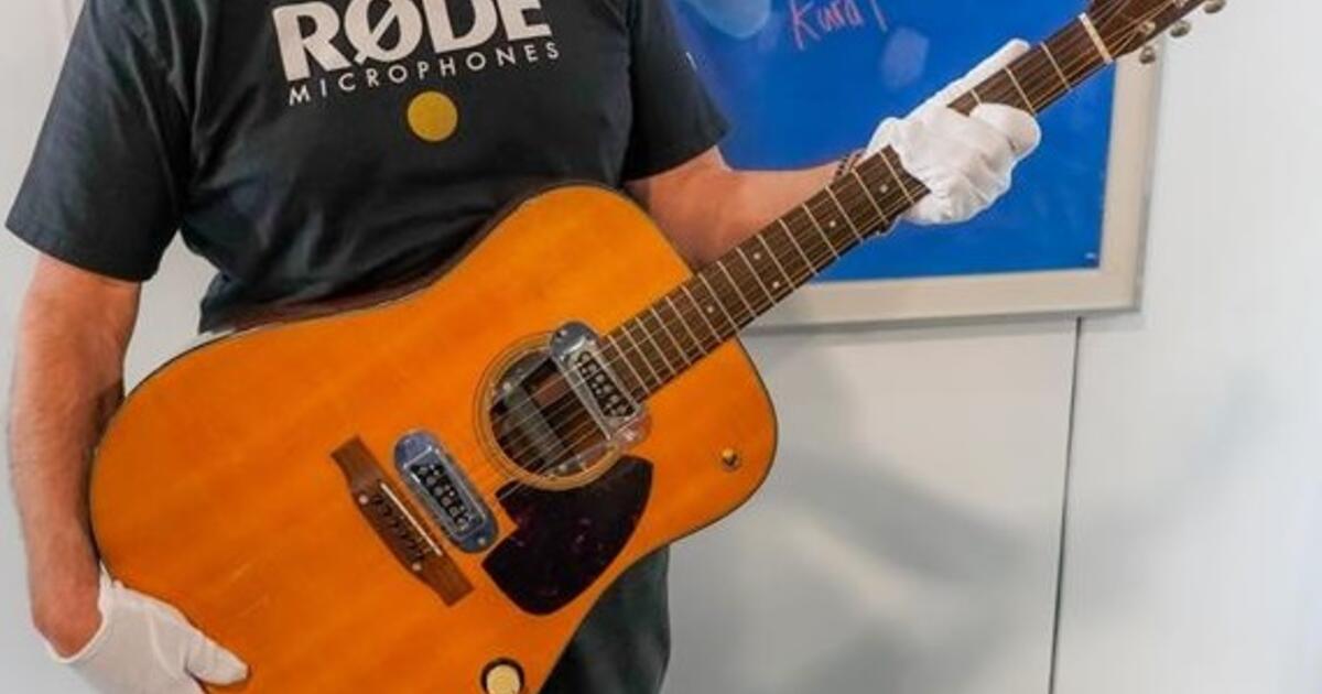 Vendida la guitarra de Cobain en "MTV Unplugged" por seis mdd